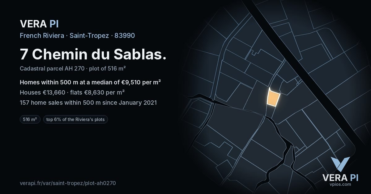 7 Chemin du Sablas, Saint-Tropez at night – the plot lit, the parcels around coloured by the prices near them