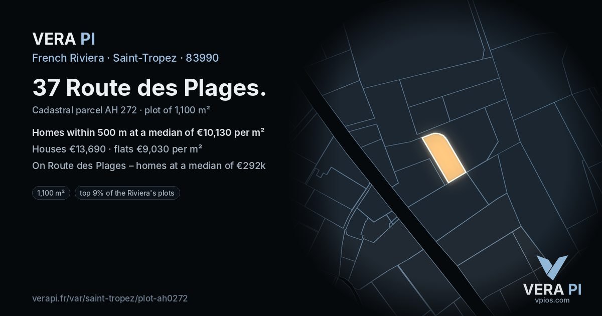 37 Route des Plages, Saint-Tropez at night – the plot lit, the parcels around coloured by the prices near them