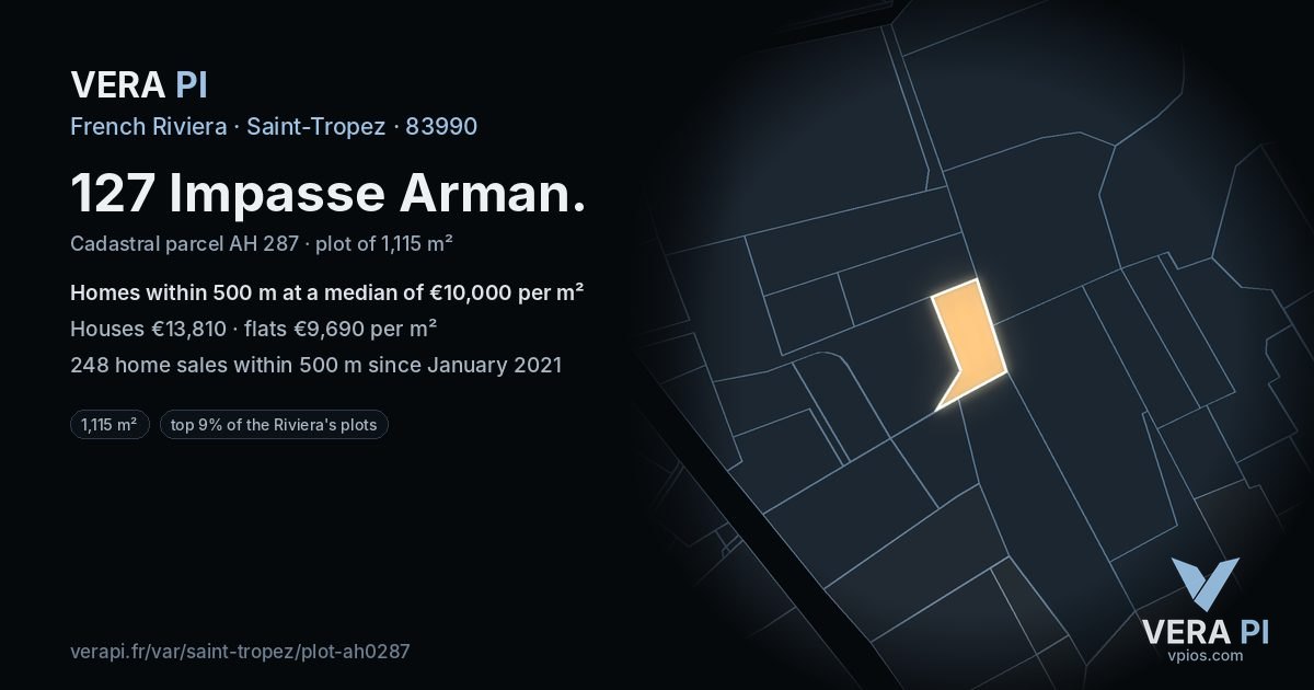 127 Impasse Arman, Saint-Tropez at night – the plot lit, the parcels around coloured by the prices near them