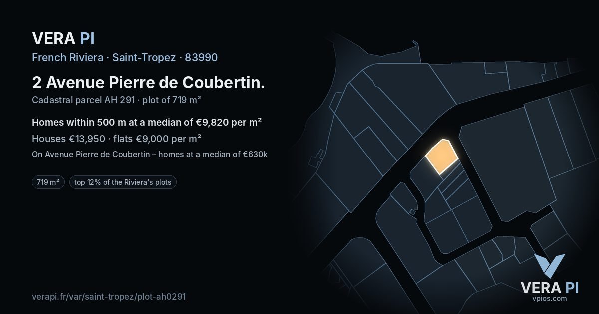 2 Avenue Pierre de Coubertin, Saint-Tropez at night – the plot lit, the parcels around coloured by the prices near them