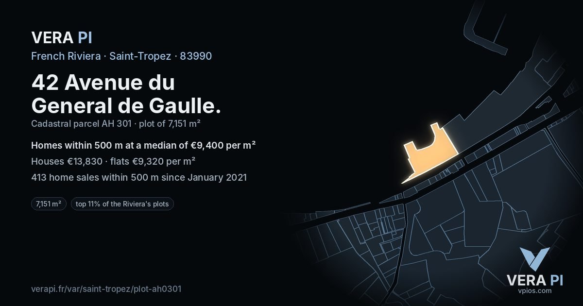 42 Avenue du General de Gaulle, Saint-Tropez at night – the plot lit, the parcels around coloured by the prices near them