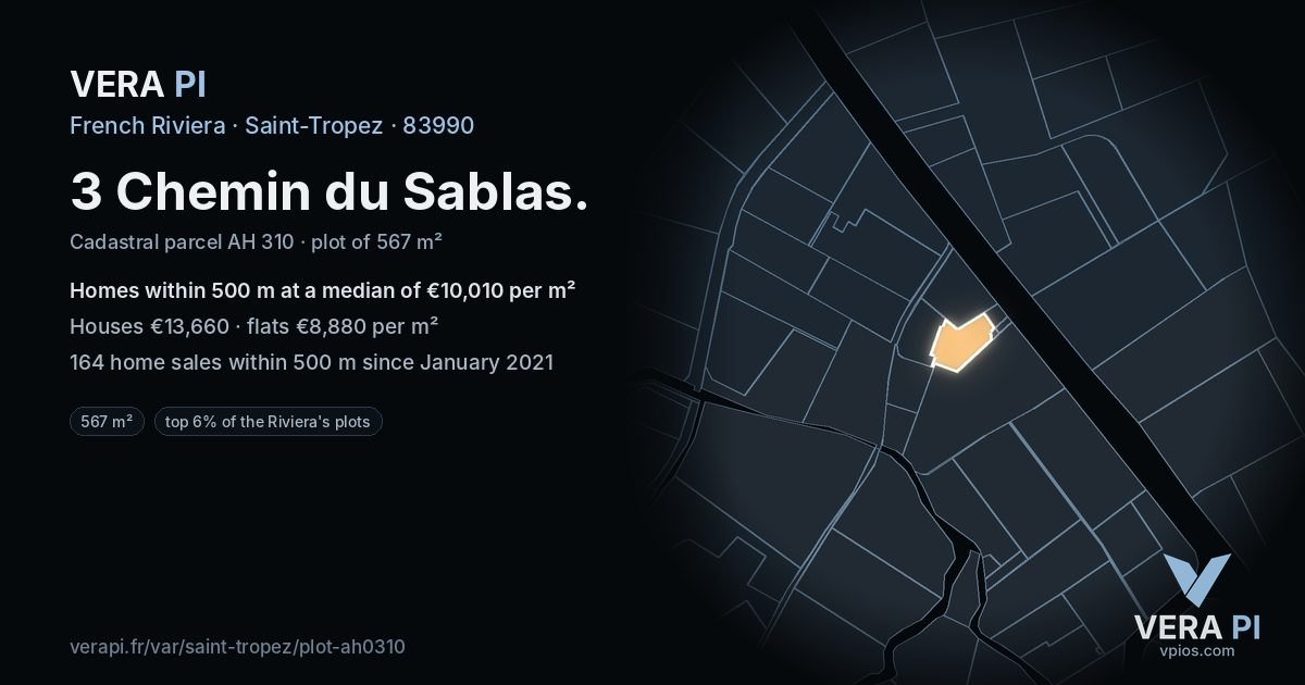 3 Chemin du Sablas, Saint-Tropez at night – the plot lit, the parcels around coloured by the prices near them