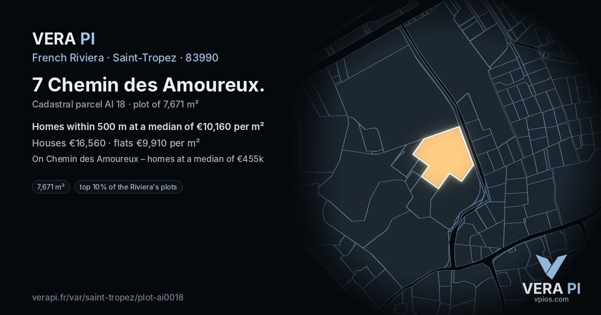 7 Chemin des Amoureux, Saint-Tropez at night – the plot lit, the parcels around coloured by the prices near them