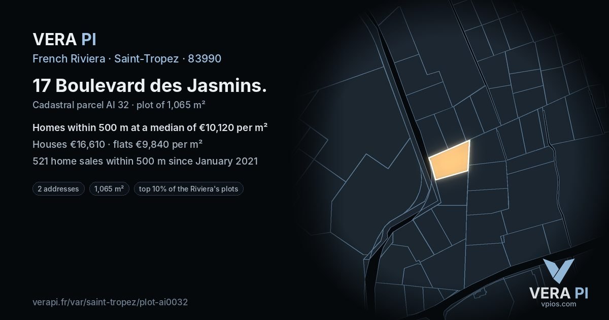 17 Boulevard des Jasmins, Saint-Tropez at night – the plot lit, the parcels around coloured by the prices near them