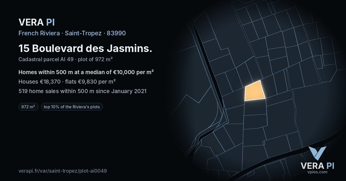15 Boulevard des Jasmins, Saint-Tropez at night – the plot lit, the parcels around coloured by the prices near them
