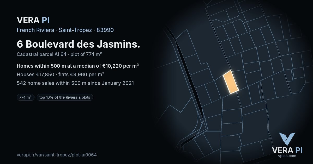 6 Boulevard des Jasmins, Saint-Tropez at night – the plot lit, the parcels around coloured by the prices near them