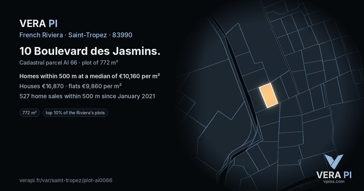 10 Boulevard des Jasmins, Saint-Tropez at night – the plot lit, the parcels around coloured by the prices near them