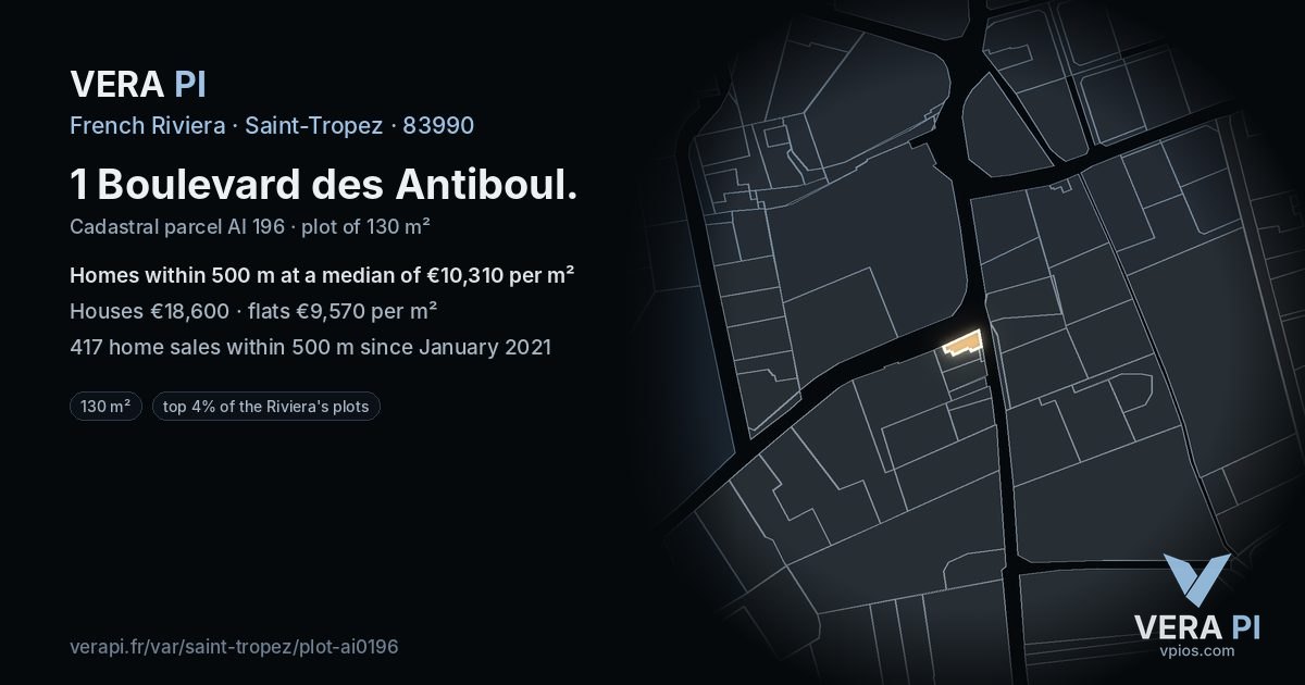 1 Boulevard des Antiboul, Saint-Tropez at night – the plot lit, the parcels around coloured by the prices near them