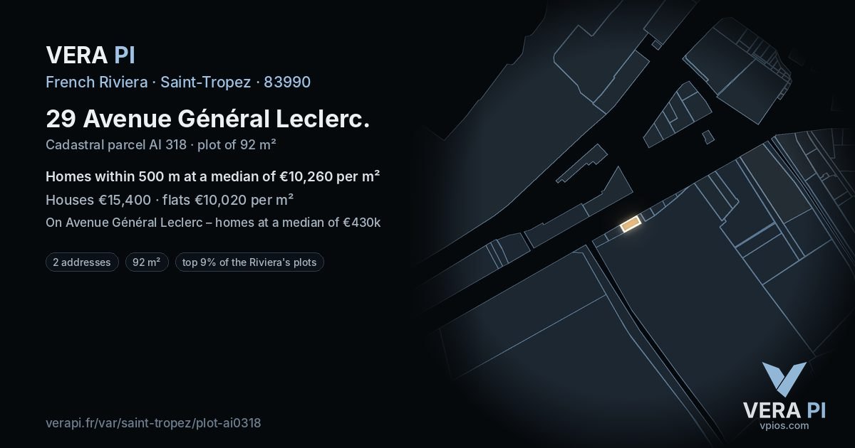 29 Avenue Général Leclerc, Saint-Tropez at night – the plot lit, the parcels around coloured by the prices near them