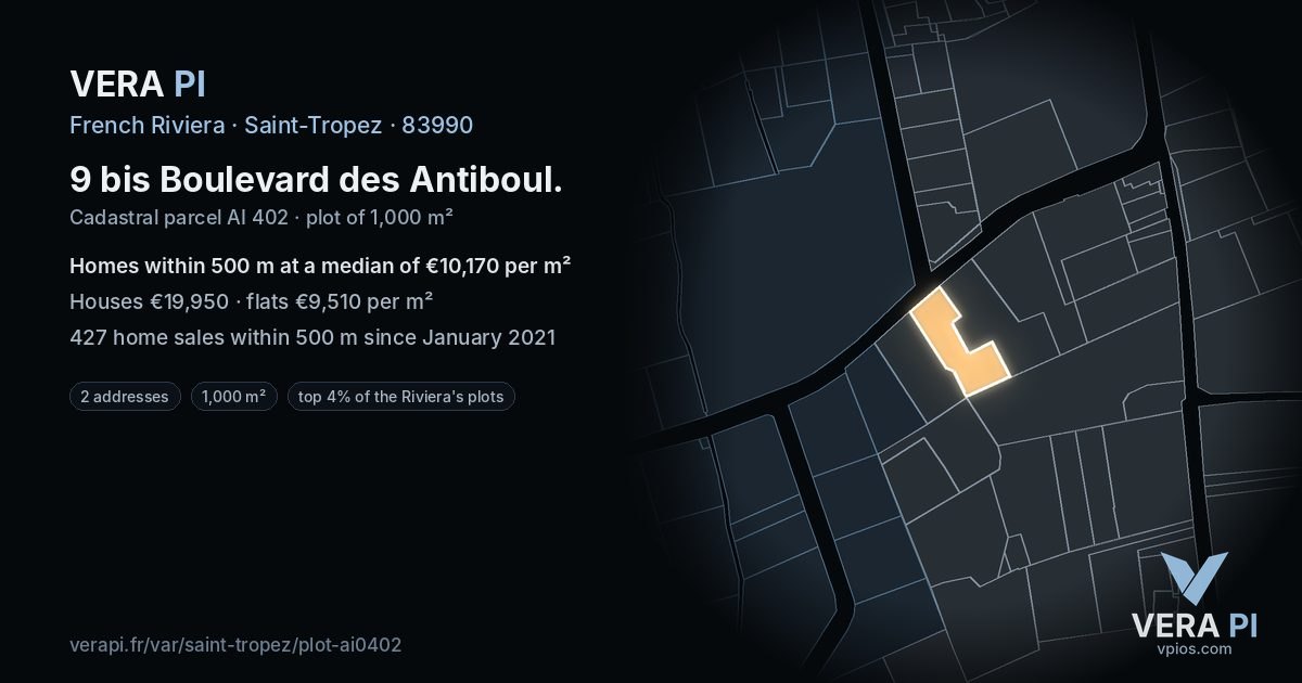 9 bis Boulevard des Antiboul, Saint-Tropez at night – the plot lit, the parcels around coloured by the prices near them