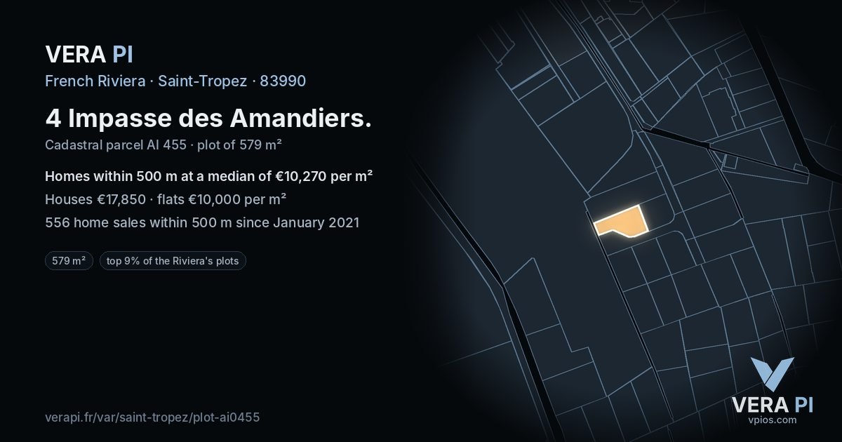 4 Impasse des Amandiers, Saint-Tropez at night – the plot lit, the parcels around coloured by the prices near them