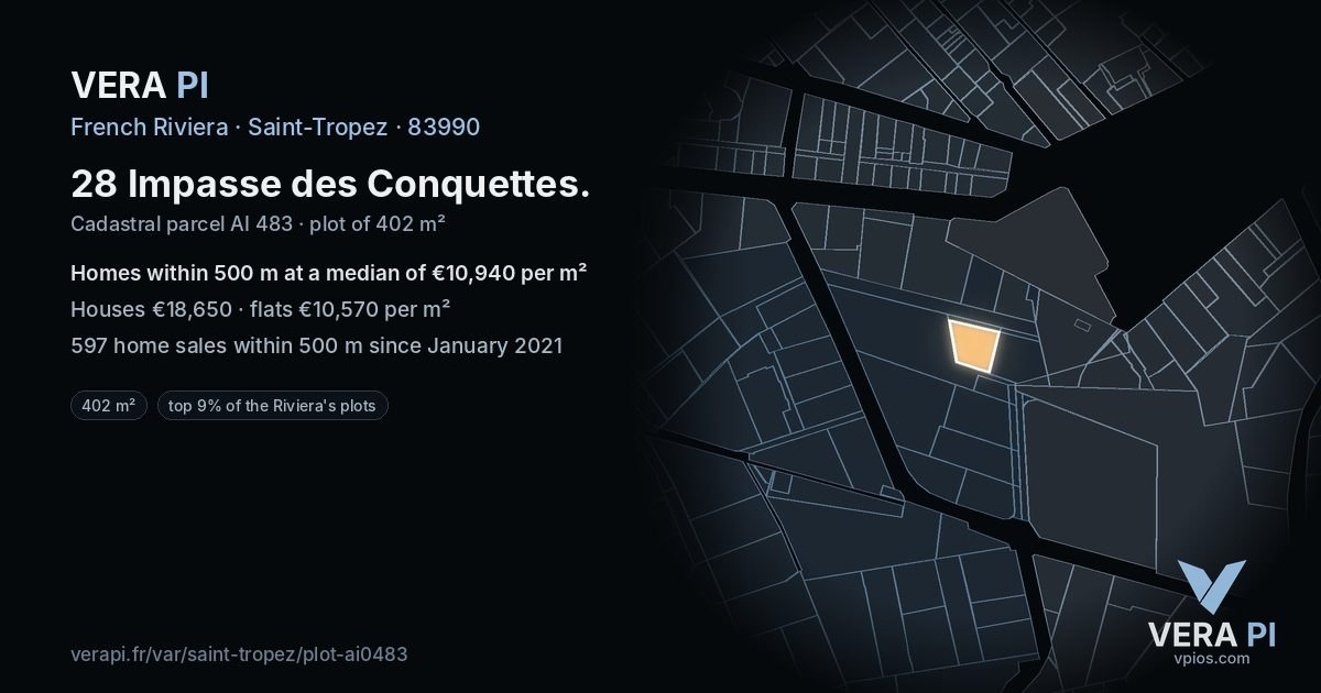 28 Impasse des Conquettes, Saint-Tropez at night – the plot lit, the parcels around coloured by the prices near them