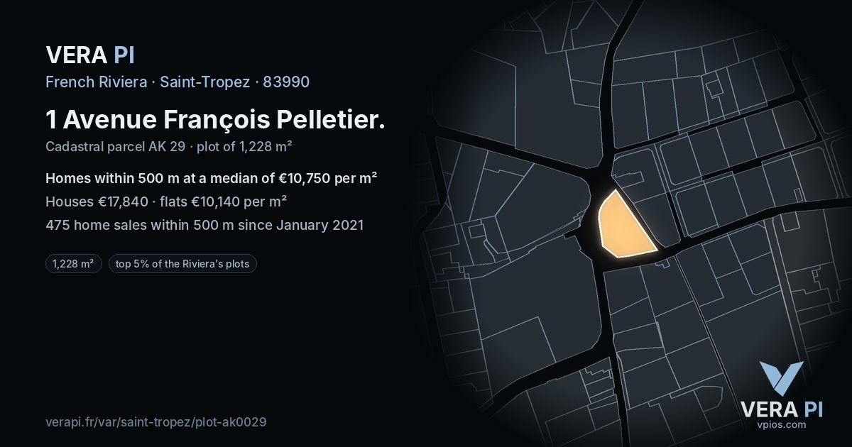 1 Avenue François Pelletier, Saint-Tropez at night – the plot lit, the parcels around coloured by the prices near them
