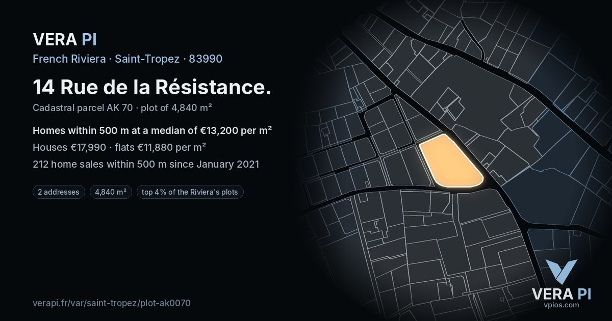 14 Rue de la Résistance, Saint-Tropez at night – the plot lit, the parcels around coloured by the prices near them