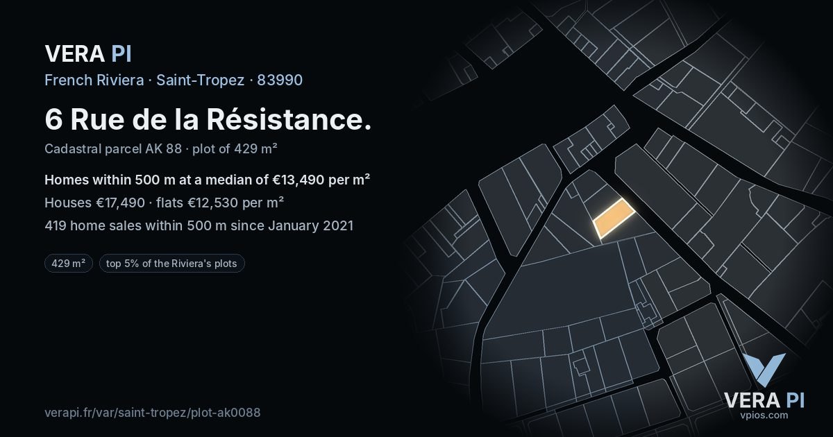 6 Rue de la Résistance, Saint-Tropez at night – the plot lit, the parcels around coloured by the prices near them