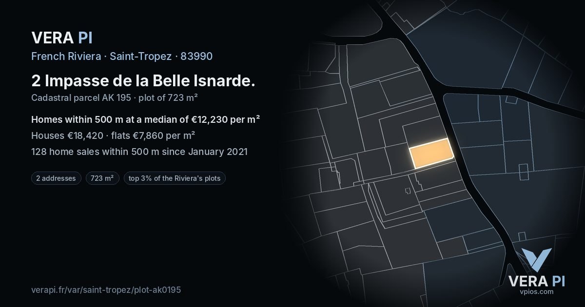 2 Impasse de la Belle Isnarde, Saint-Tropez at night – the plot lit, the parcels around coloured by the prices near them
