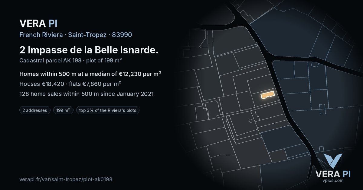 2 Impasse de la Belle Isnarde, Saint-Tropez at night – the plot lit, the parcels around coloured by the prices near them