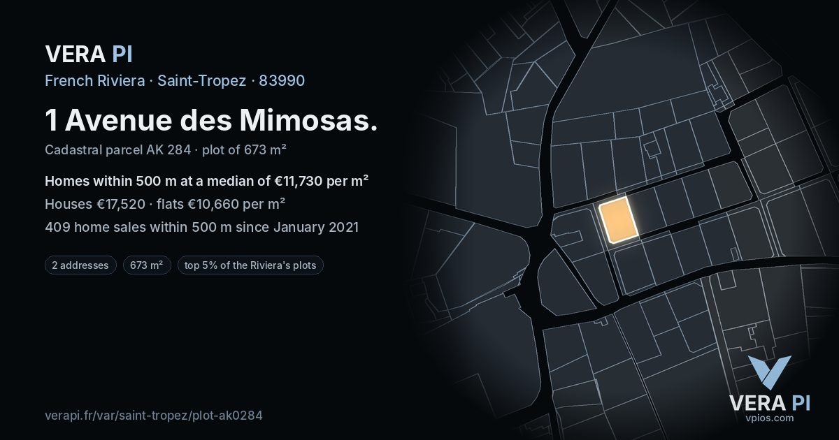 1 Avenue des Mimosas, Saint-Tropez at night – the plot lit, the parcels around coloured by the prices near them