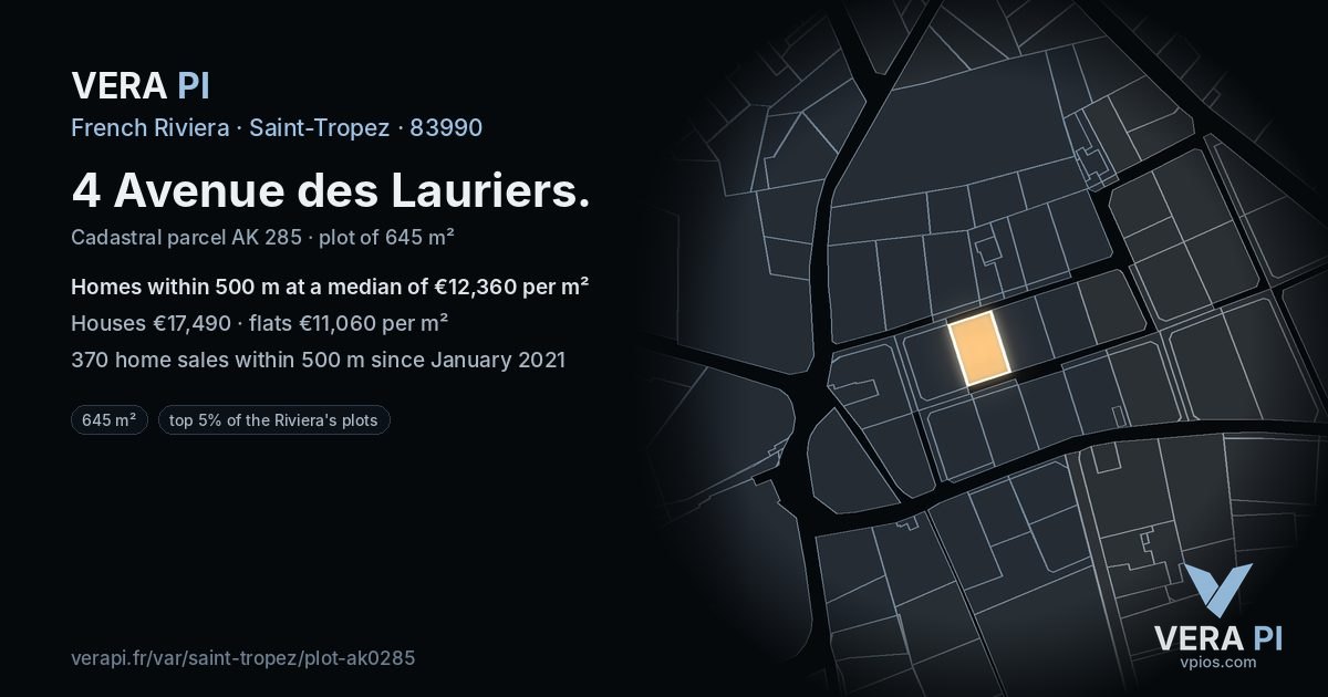 4 Avenue des Lauriers, Saint-Tropez at night – the plot lit, the parcels around coloured by the prices near them