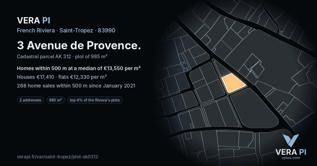 3 Avenue de Provence, Saint-Tropez at night – the plot lit, the parcels around coloured by the prices near them