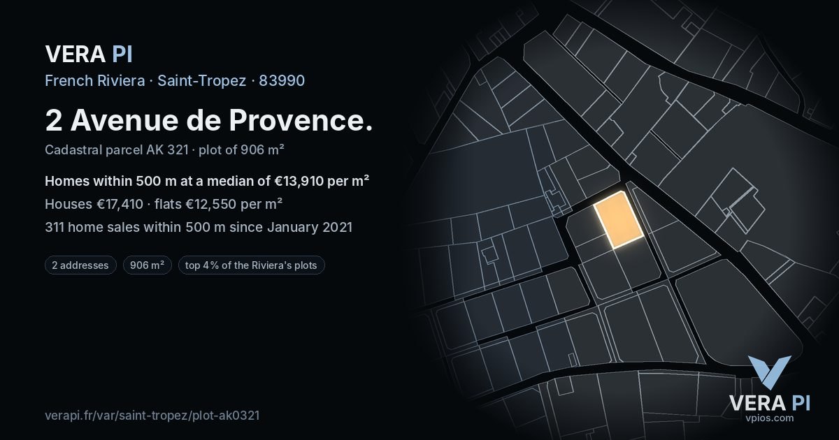 2 Avenue de Provence, Saint-Tropez at night – the plot lit, the parcels around coloured by the prices near them