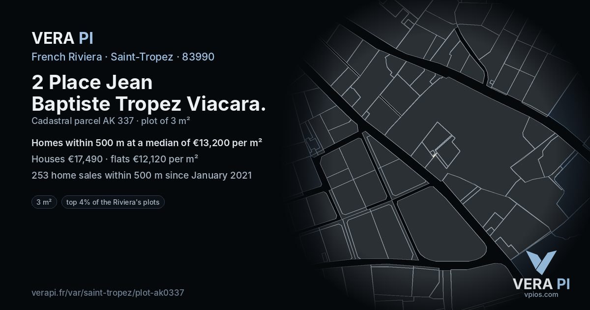 2 Place Jean Baptiste Tropez Viacara, Saint-Tropez at night – the plot lit, the parcels around coloured by the prices near them