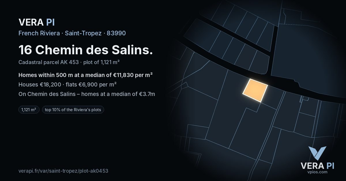 16 Chemin des Salins, Saint-Tropez at night – the plot lit, the parcels around coloured by the prices near them