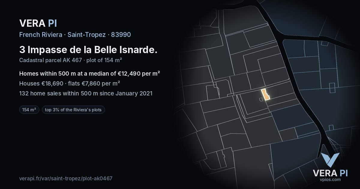 3 Impasse de la Belle Isnarde, Saint-Tropez at night – the plot lit, the parcels around coloured by the prices near them