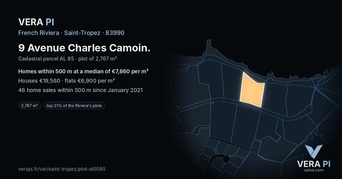 9 Avenue Charles Camoin, Saint-Tropez at night – the plot lit, the parcels around coloured by the prices near them