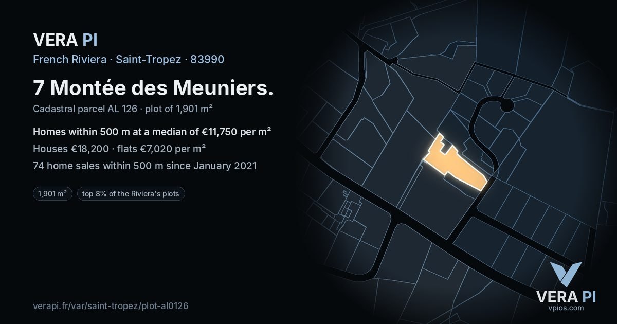 7 Montée des Meuniers, Saint-Tropez at night – the plot lit, the parcels around coloured by the prices near them