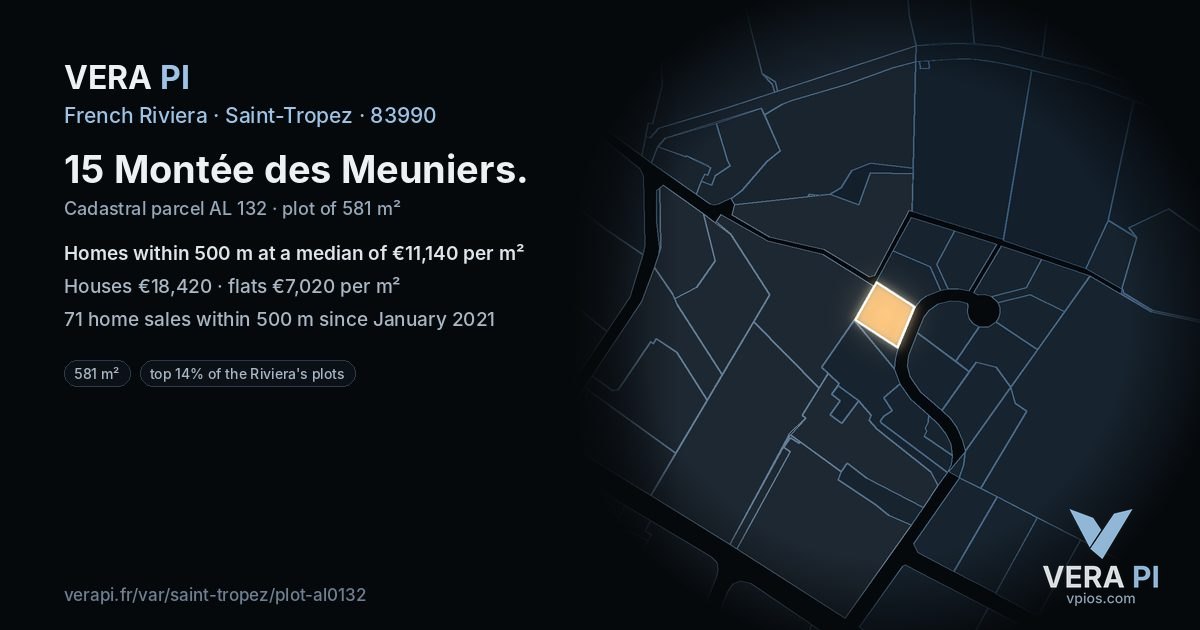 15 Montée des Meuniers, Saint-Tropez at night – the plot lit, the parcels around coloured by the prices near them
