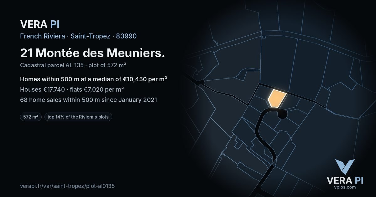 21 Montée des Meuniers, Saint-Tropez at night – the plot lit, the parcels around coloured by the prices near them