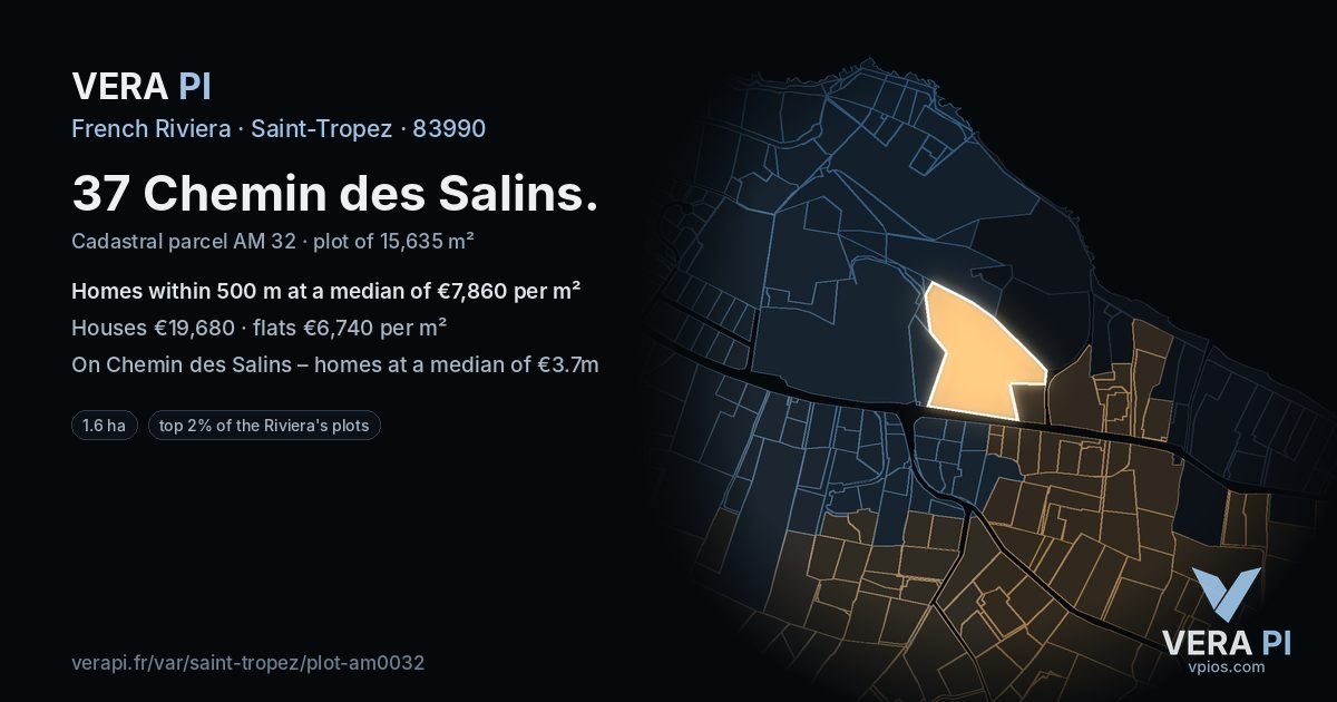 37 Chemin des Salins, Saint-Tropez at night – the plot lit, the parcels around coloured by the prices near them
