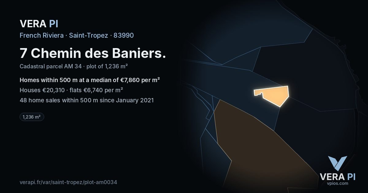 7 Chemin des Baniers, Saint-Tropez at night – the plot lit, the parcels around coloured by the prices near them