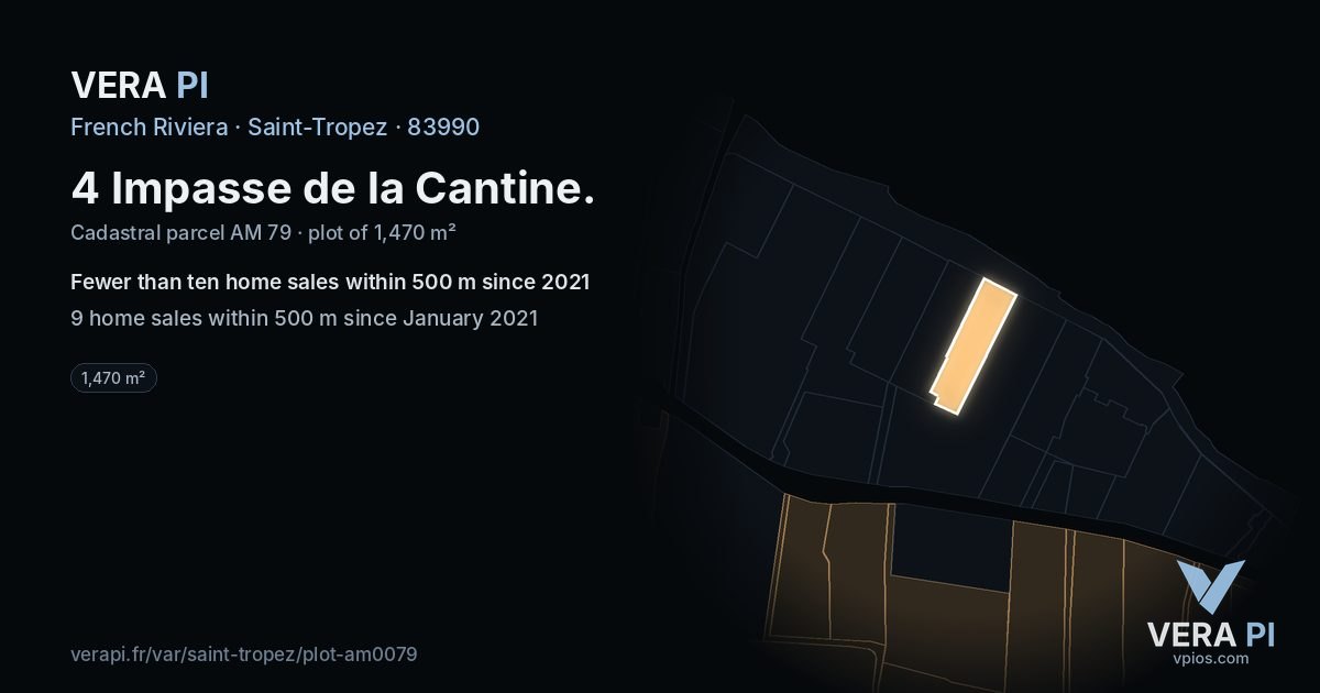 4 Impasse de la Cantine, Saint-Tropez at night – the plot lit, the parcels around coloured by the prices near them