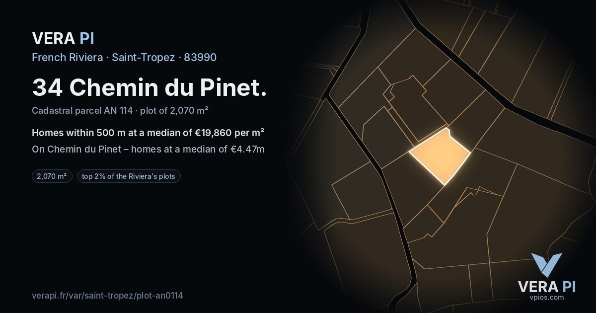 34 Chemin du Pinet, Saint-Tropez at night – the plot lit, the parcels around coloured by the prices near them