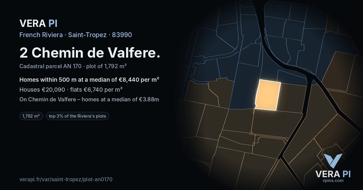 2 Chemin de Valfere, Saint-Tropez at night – the plot lit, the parcels around coloured by the prices near them