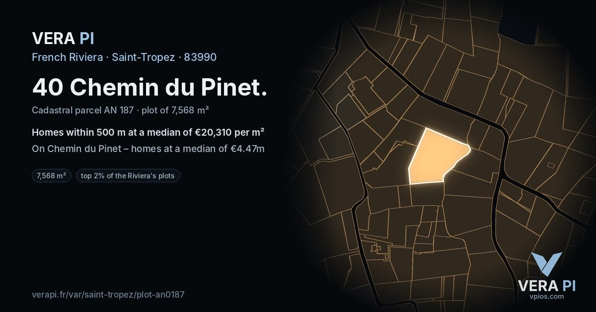 40 Chemin du Pinet, Saint-Tropez at night – the plot lit, the parcels around coloured by the prices near them