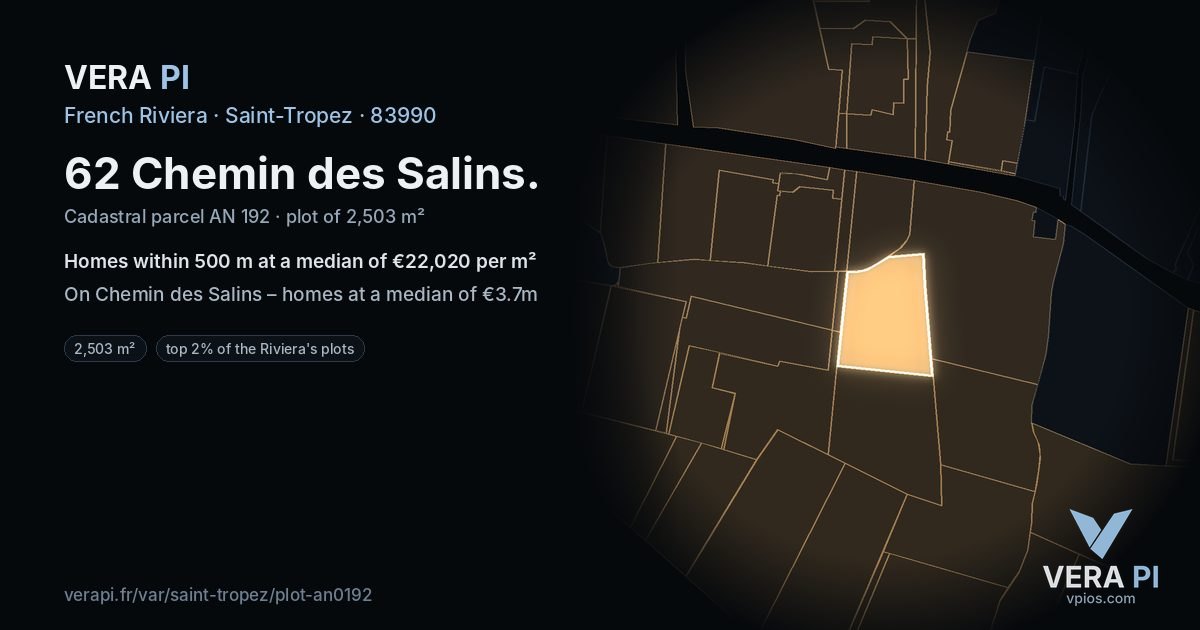 62 Chemin des Salins, Saint-Tropez at night – the plot lit, the parcels around coloured by the prices near them