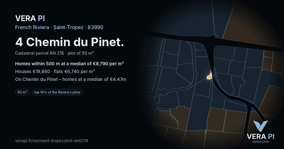 4 Chemin du Pinet, Saint-Tropez at night – the plot lit, the parcels around coloured by the prices near them