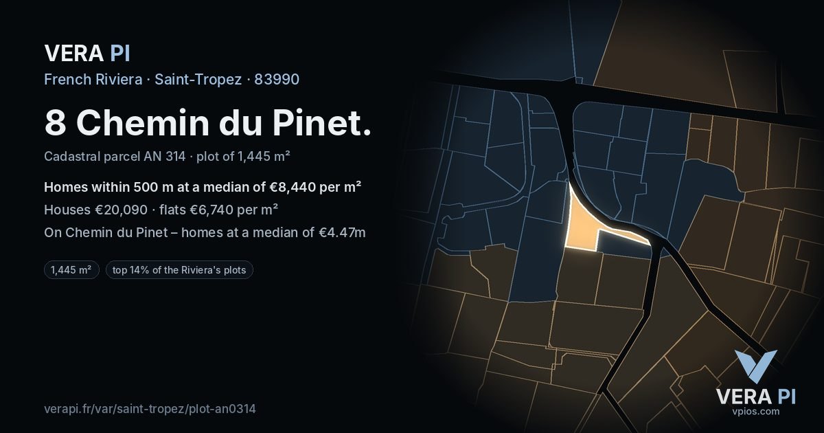 8 Chemin du Pinet, Saint-Tropez at night – the plot lit, the parcels around coloured by the prices near them
