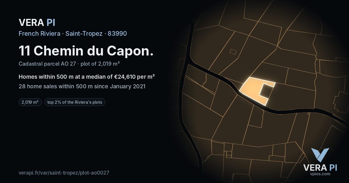 11 Chemin du Capon, Saint-Tropez at night – the plot lit, the parcels around coloured by the prices near them