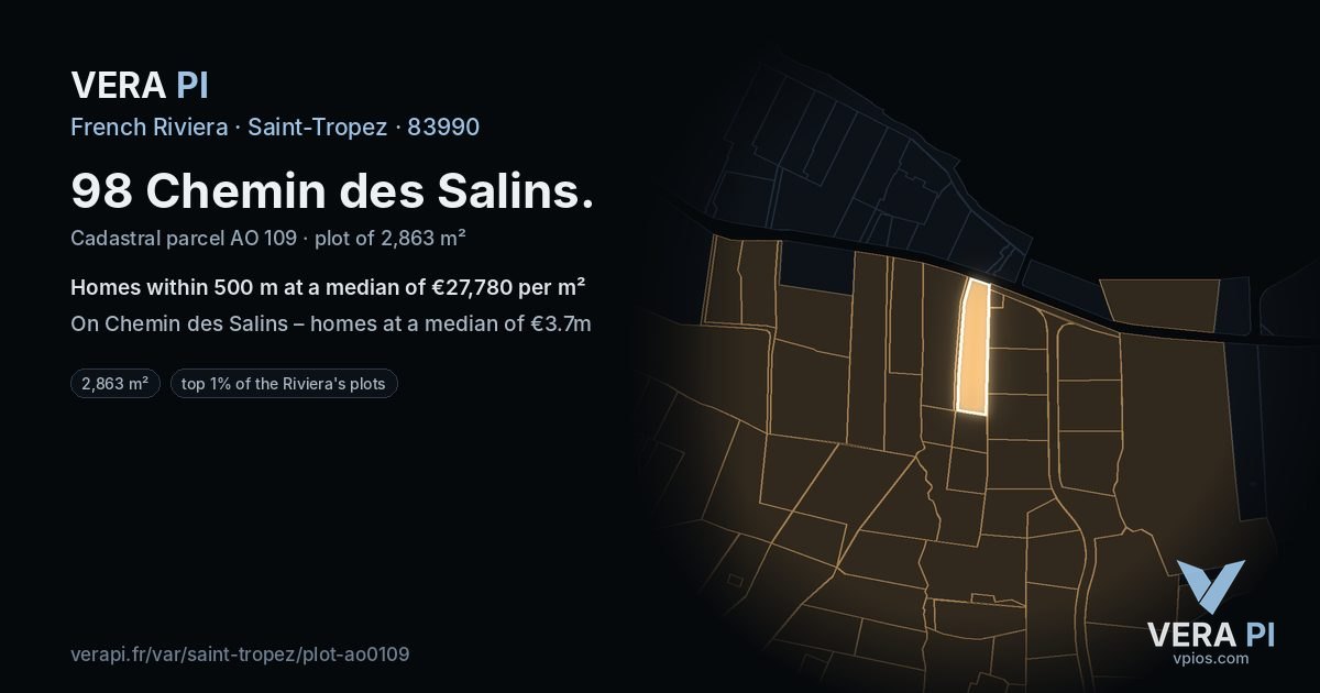 98 Chemin des Salins, Saint-Tropez at night – the plot lit, the parcels around coloured by the prices near them
