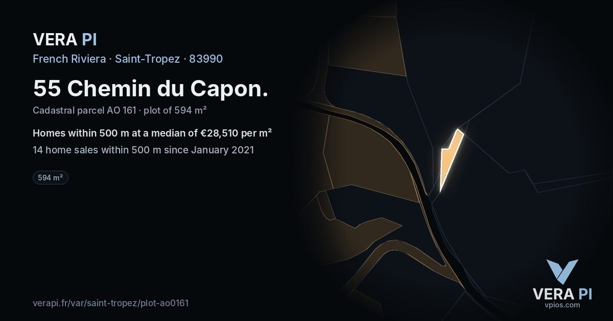 55 Chemin du Capon, Saint-Tropez at night – the plot lit, the parcels around coloured by the prices near them