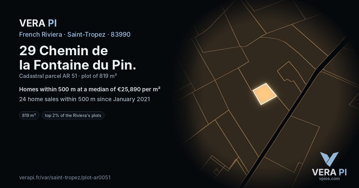29 Chemin de la Fontaine du Pin, Saint-Tropez at night – the plot lit, the parcels around coloured by the prices near them