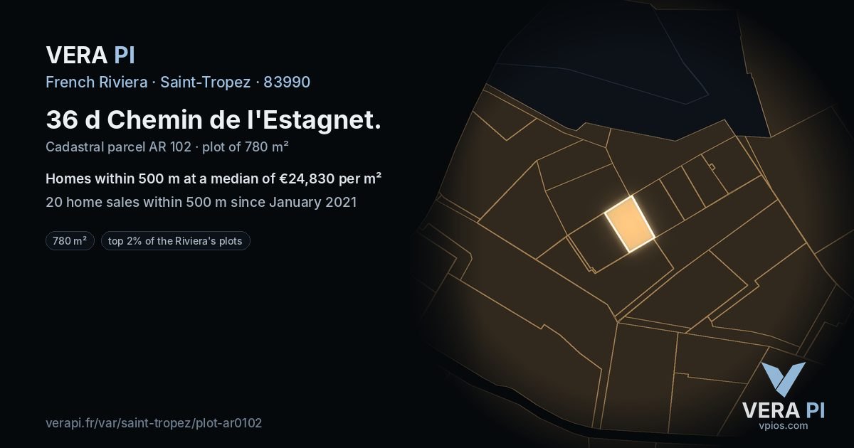 36 d Chemin de l'Estagnet, Saint-Tropez at night – the plot lit, the parcels around coloured by the prices near them