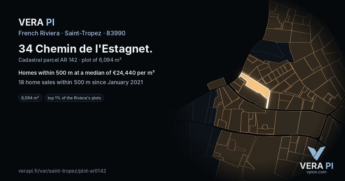 34 Chemin de l'Estagnet, Saint-Tropez at night – the plot lit, the parcels around coloured by the prices near them