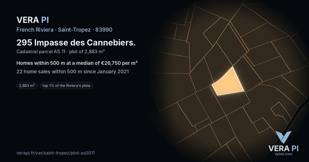 295 Impasse des Cannebiers, Saint-Tropez at night – the plot lit, the parcels around coloured by the prices near them