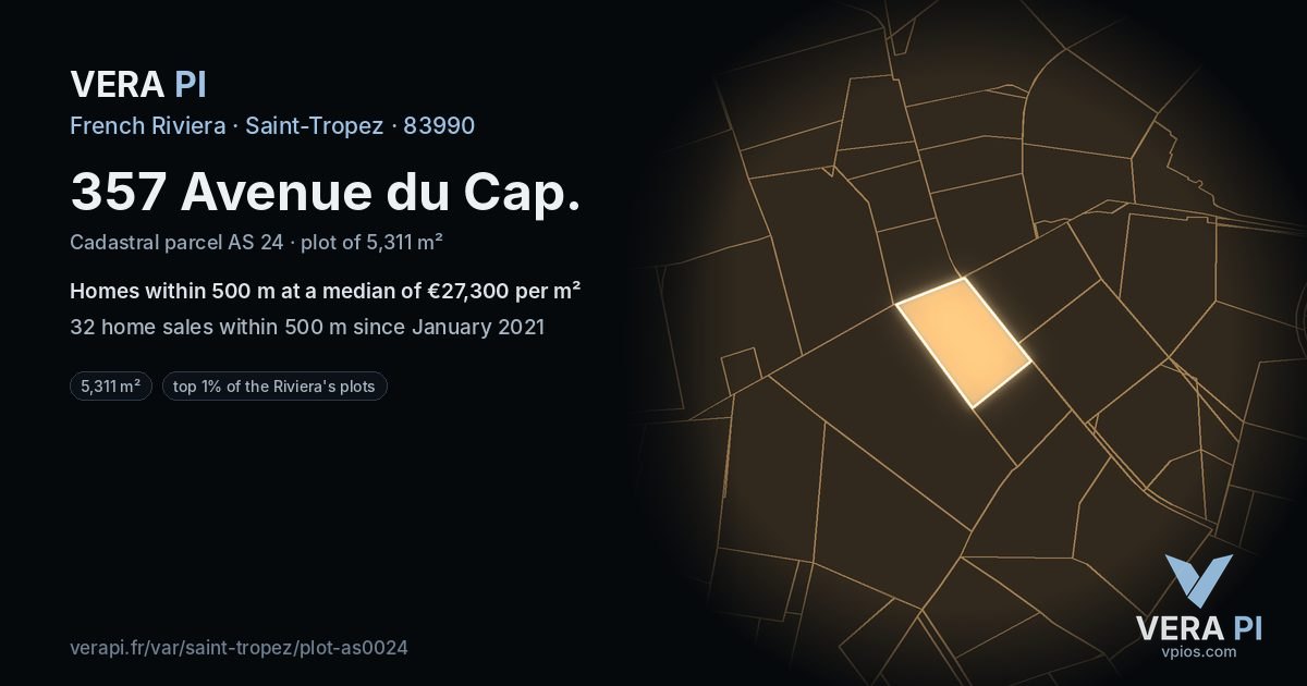 357 Avenue du Cap, Saint-Tropez at night – the plot lit, the parcels around coloured by the prices near them