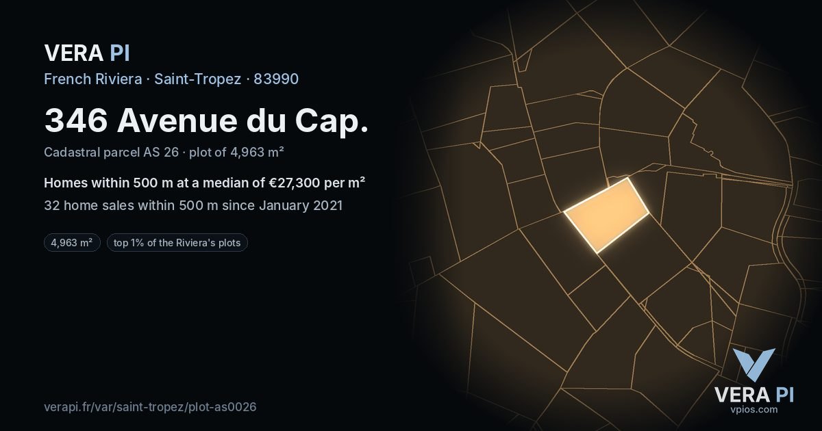 346 Avenue du Cap, Saint-Tropez at night – the plot lit, the parcels around coloured by the prices near them